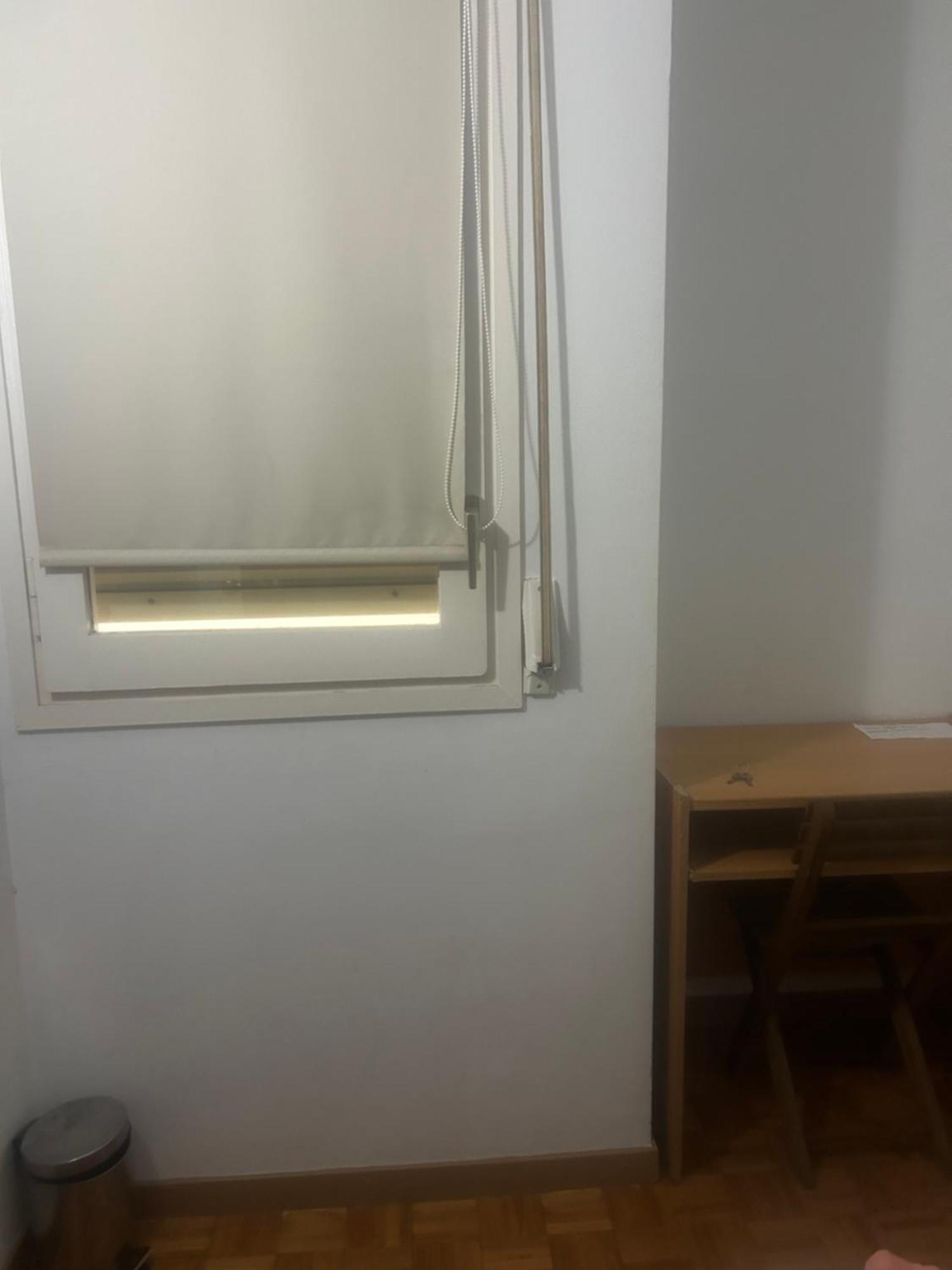 Habitacion Doble Privada En Figueres Buitenkant foto